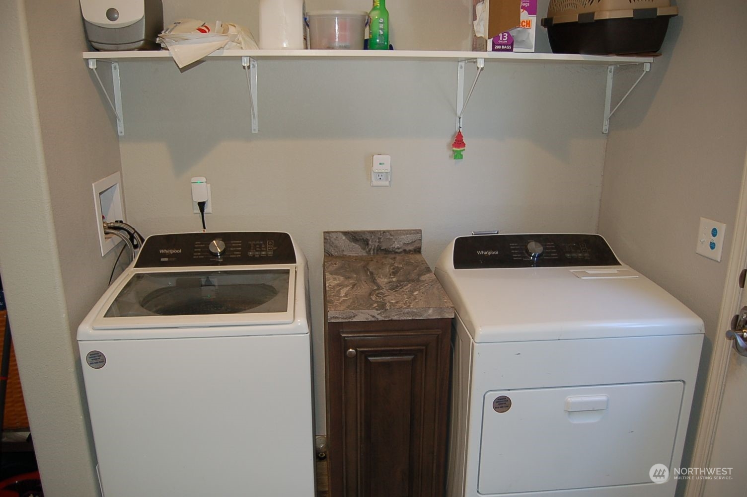 642 Weatherwax Loop Ne Property Photo 35