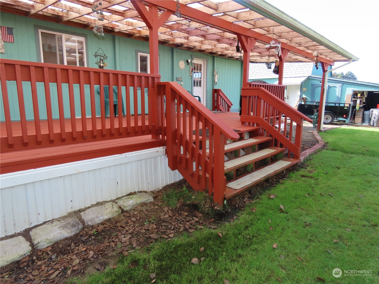 864 Hart Street Property Photo 14