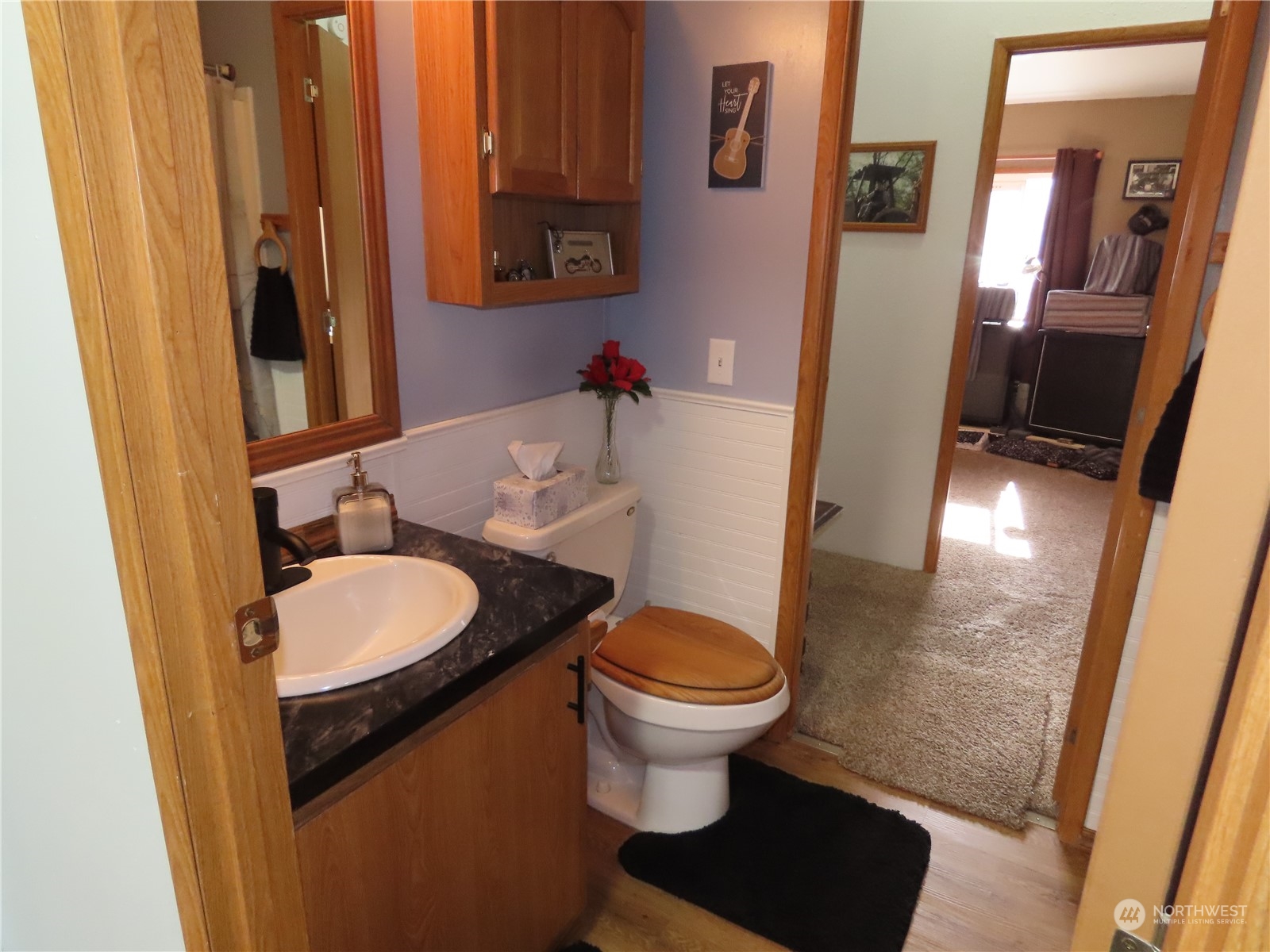 864 Hart Street Property Photo 23