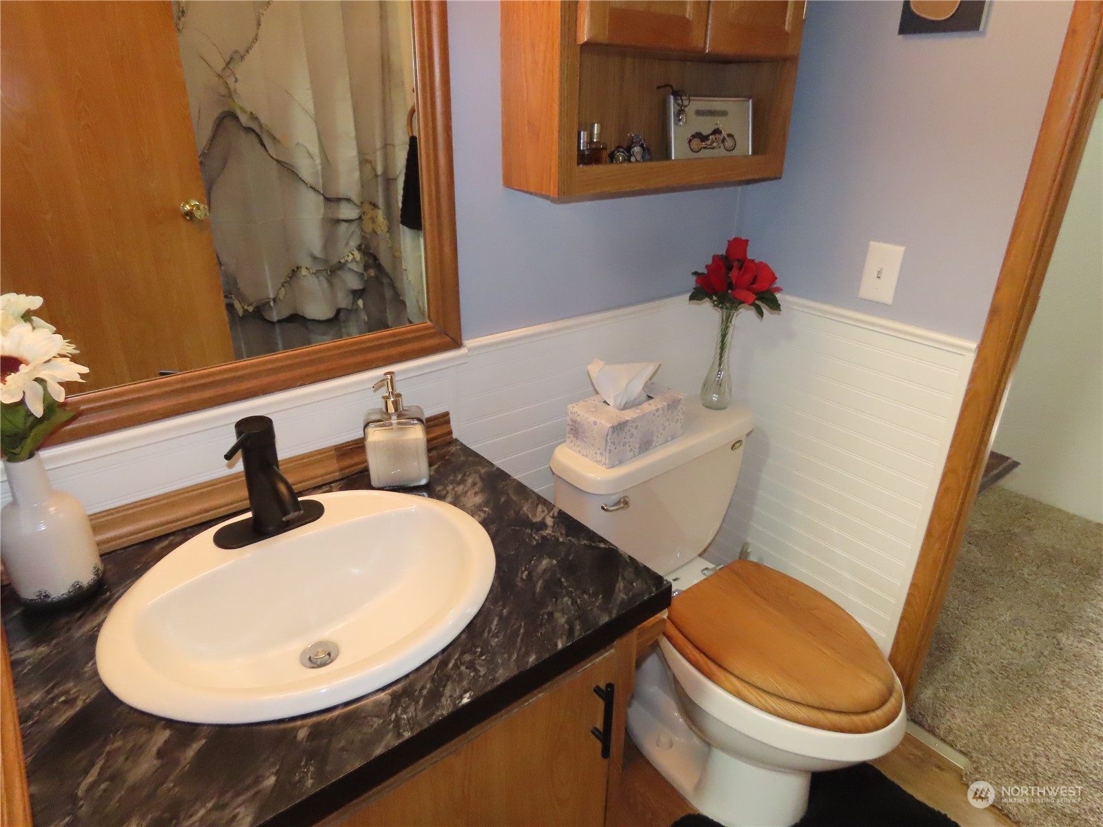 864 Hart Street Property Photo 28