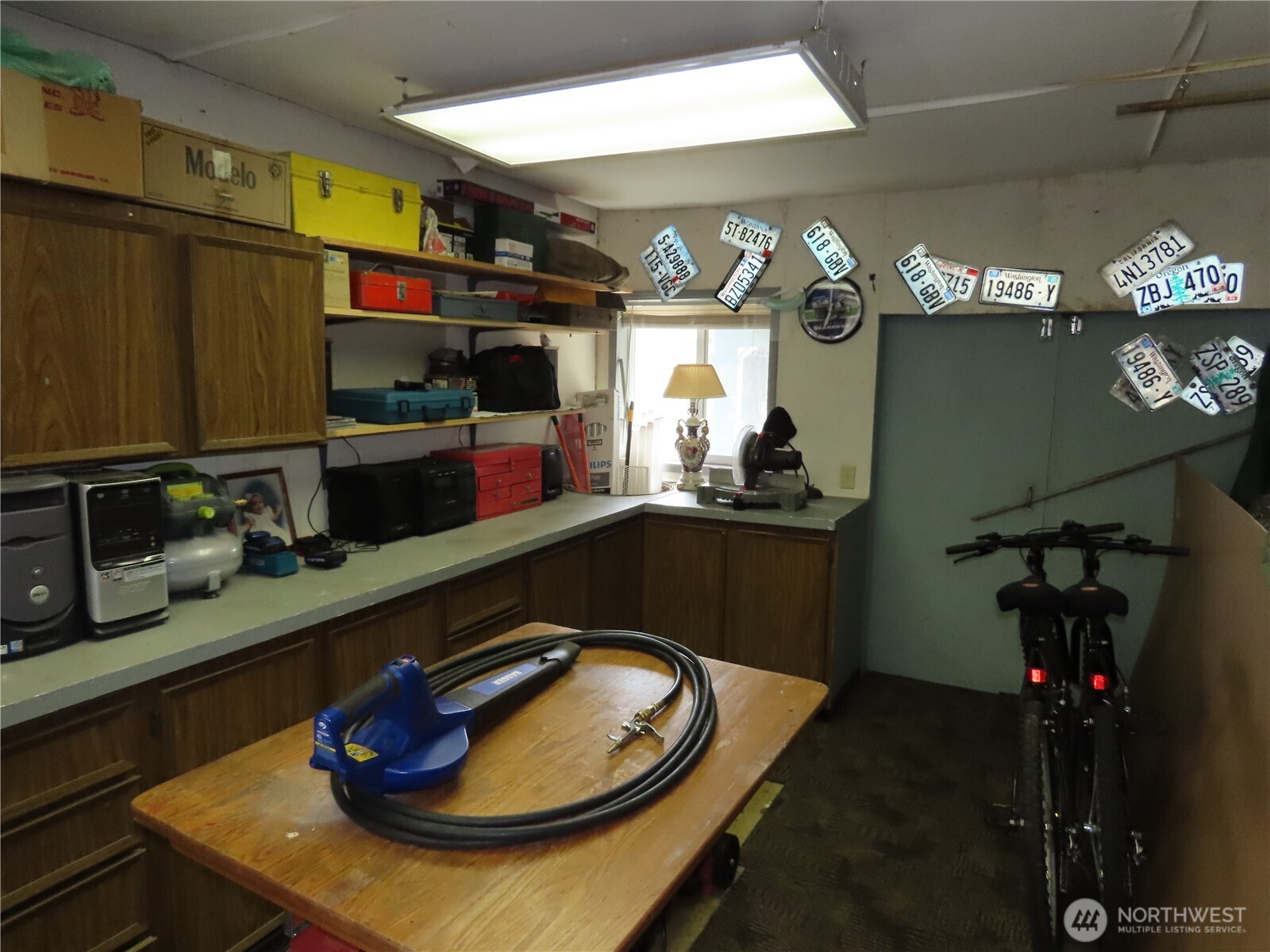 864 Hart Street Property Photo 36