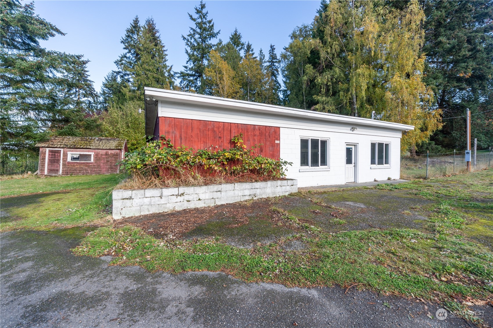 781 Irondale Road Property Photo 6