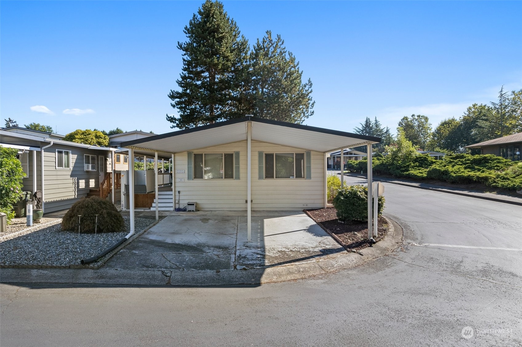 21914 106th Place 36 Property Photo 28