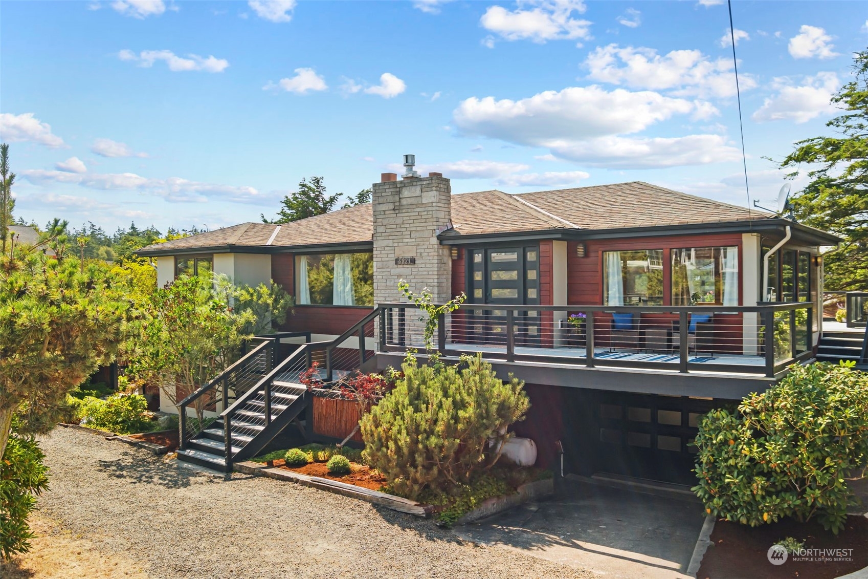 5821 Hill Street Property Photo 1