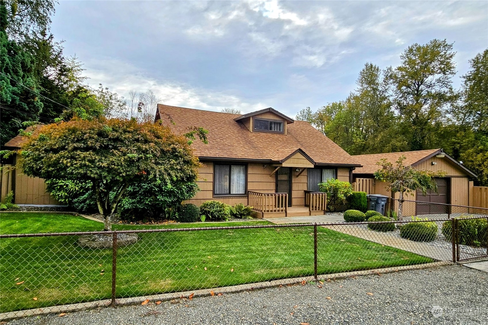 930 98th Street Property Photo 1