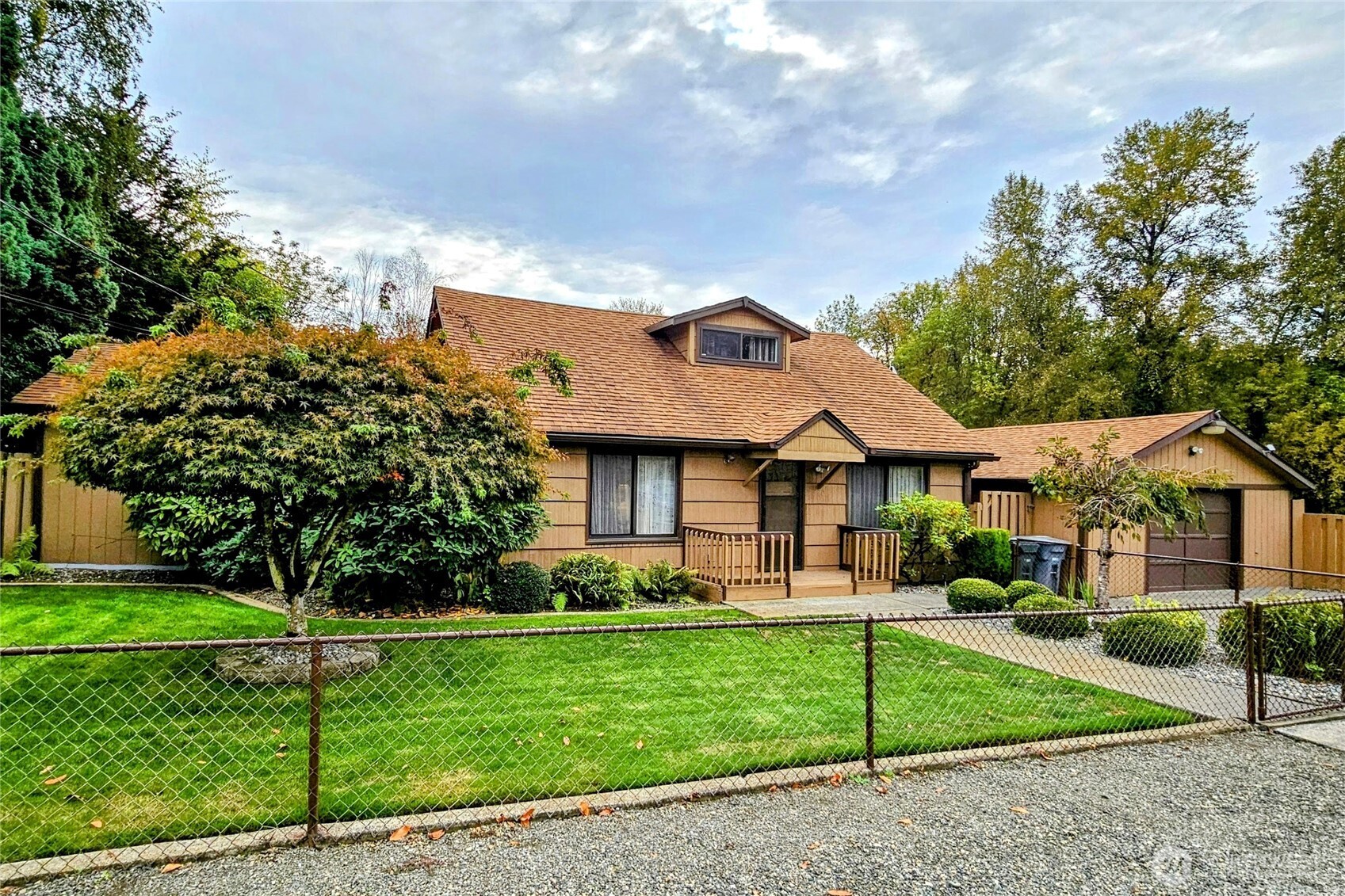 930 98th Street Property Photo 1