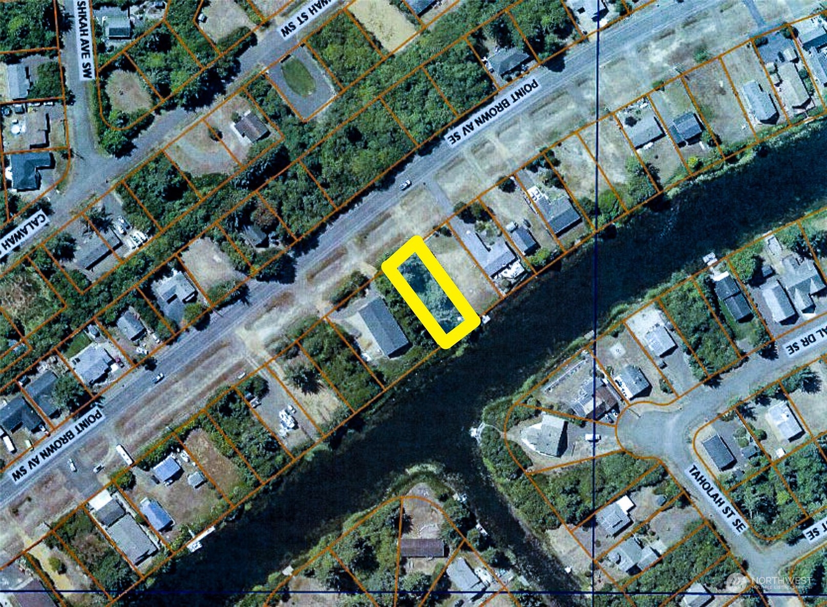546 Point Brown Avenue Property Photo 6