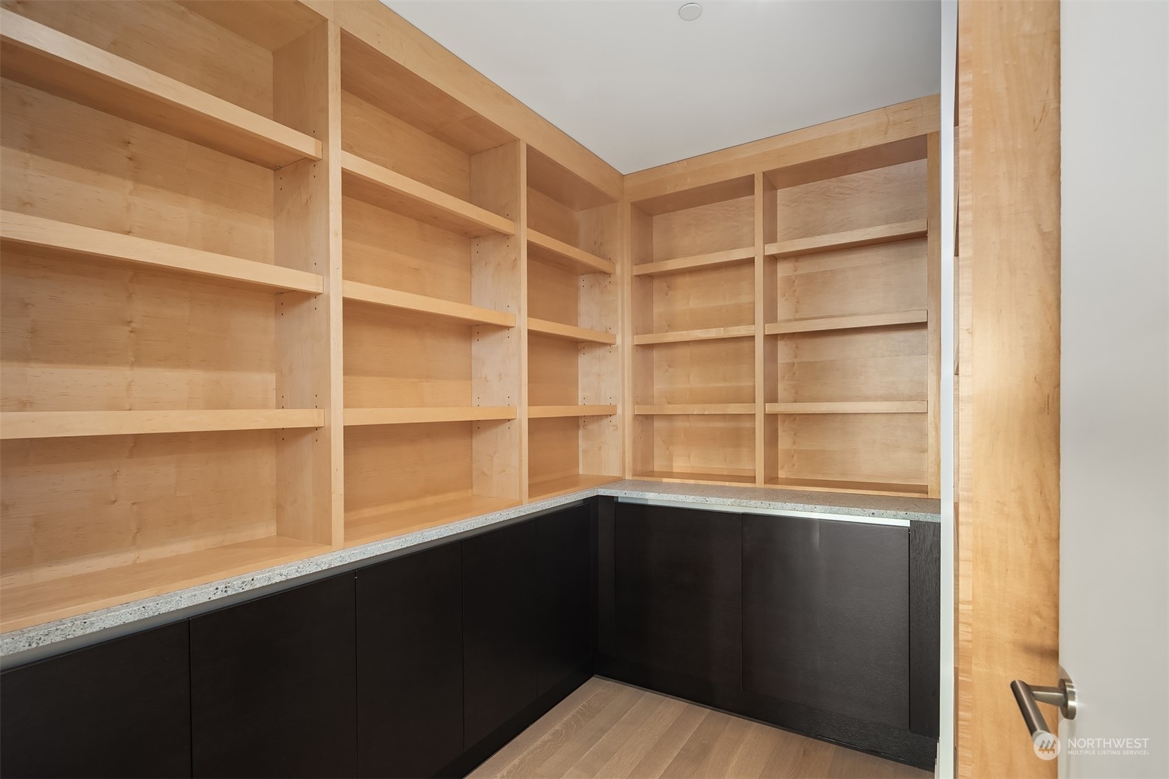 99 Union Street 1801 Property Photo 32
