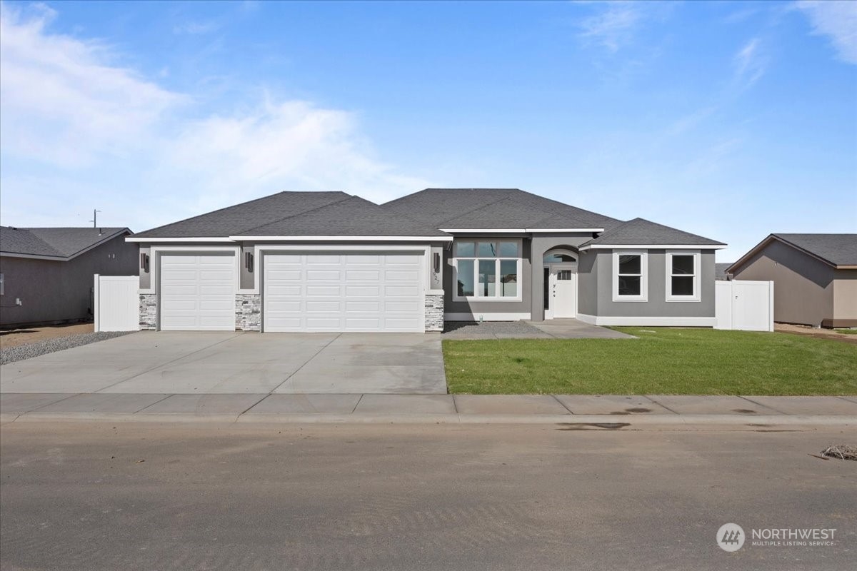 1317 E Cascade Street Property Photo