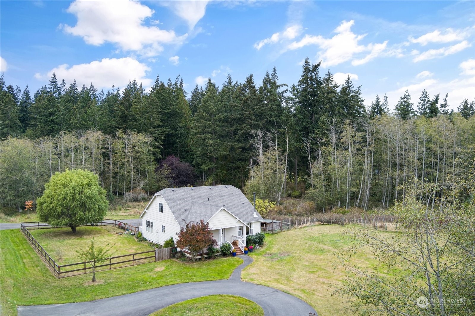 423 Dalton Road Property Photo