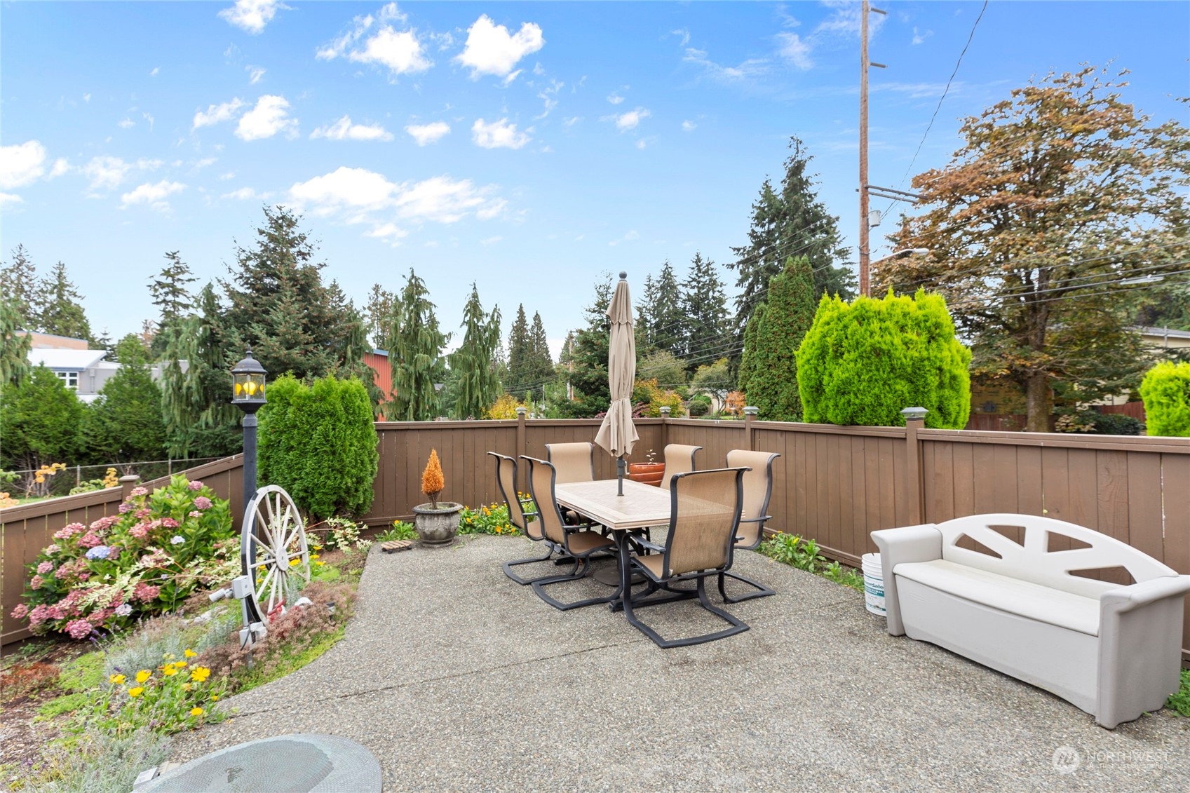 12830 Ne 80th Street Property Photo 19