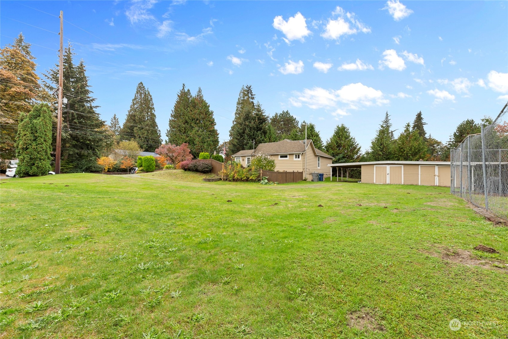 12830 Ne 80th Street Property Photo 25