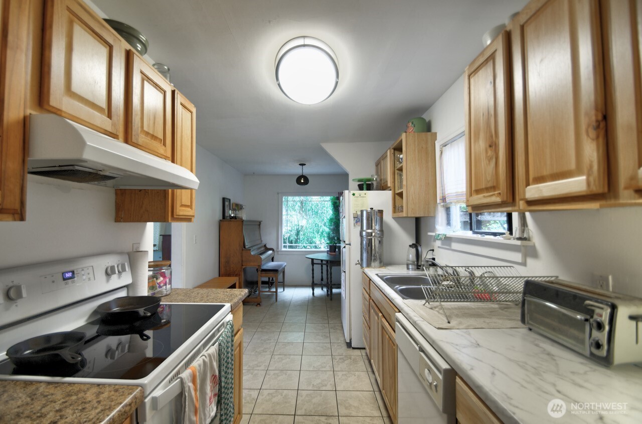 1715 Quince Street Property Photo 4