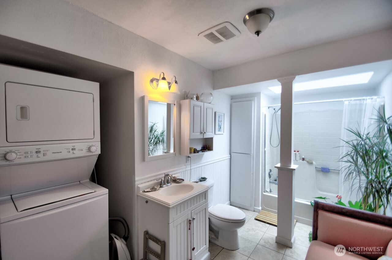1715 Quince Street Property Photo 6