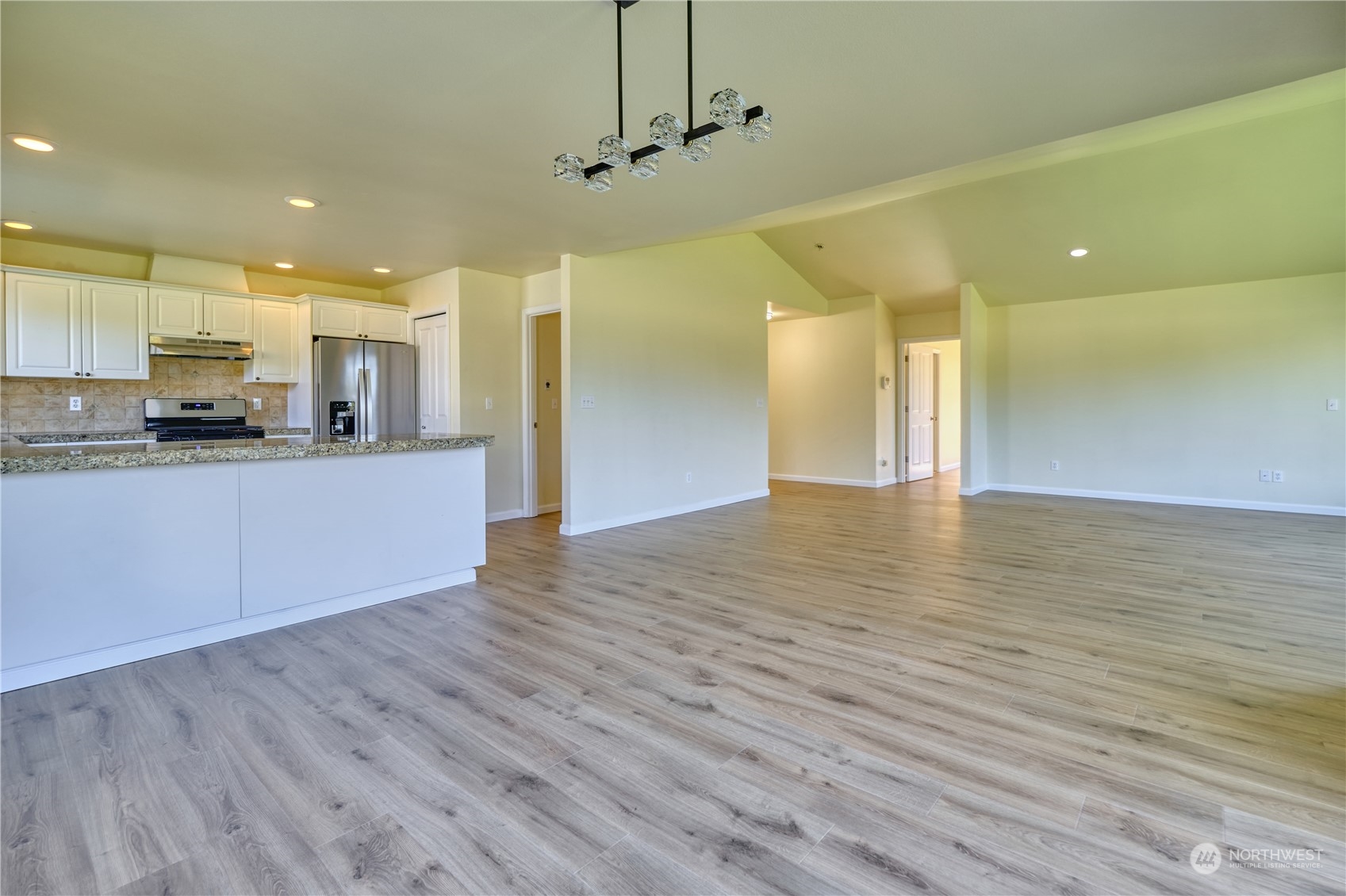 8381 Pheasant Drive Property Photo 8