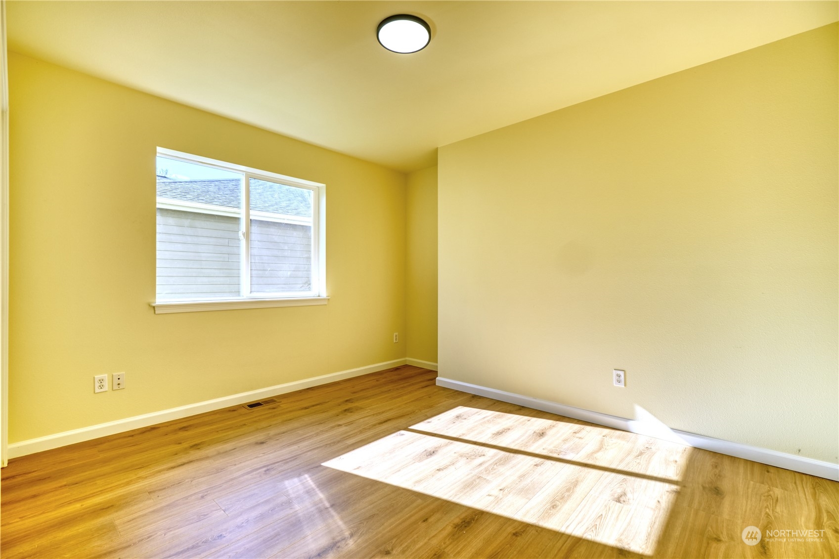 8381 Pheasant Drive Property Photo 13
