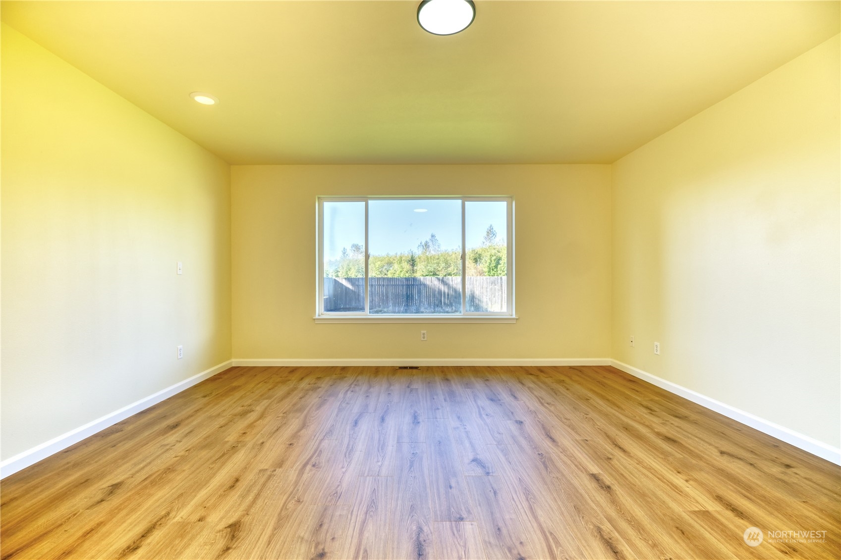 8381 Pheasant Drive Property Photo 15