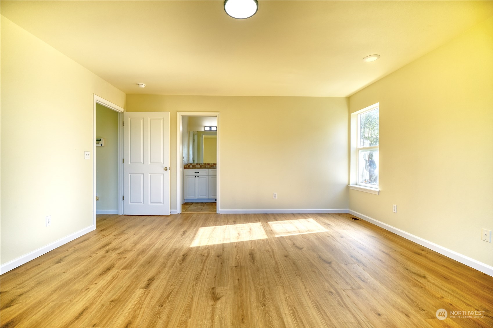 8381 Pheasant Drive Property Photo 16
