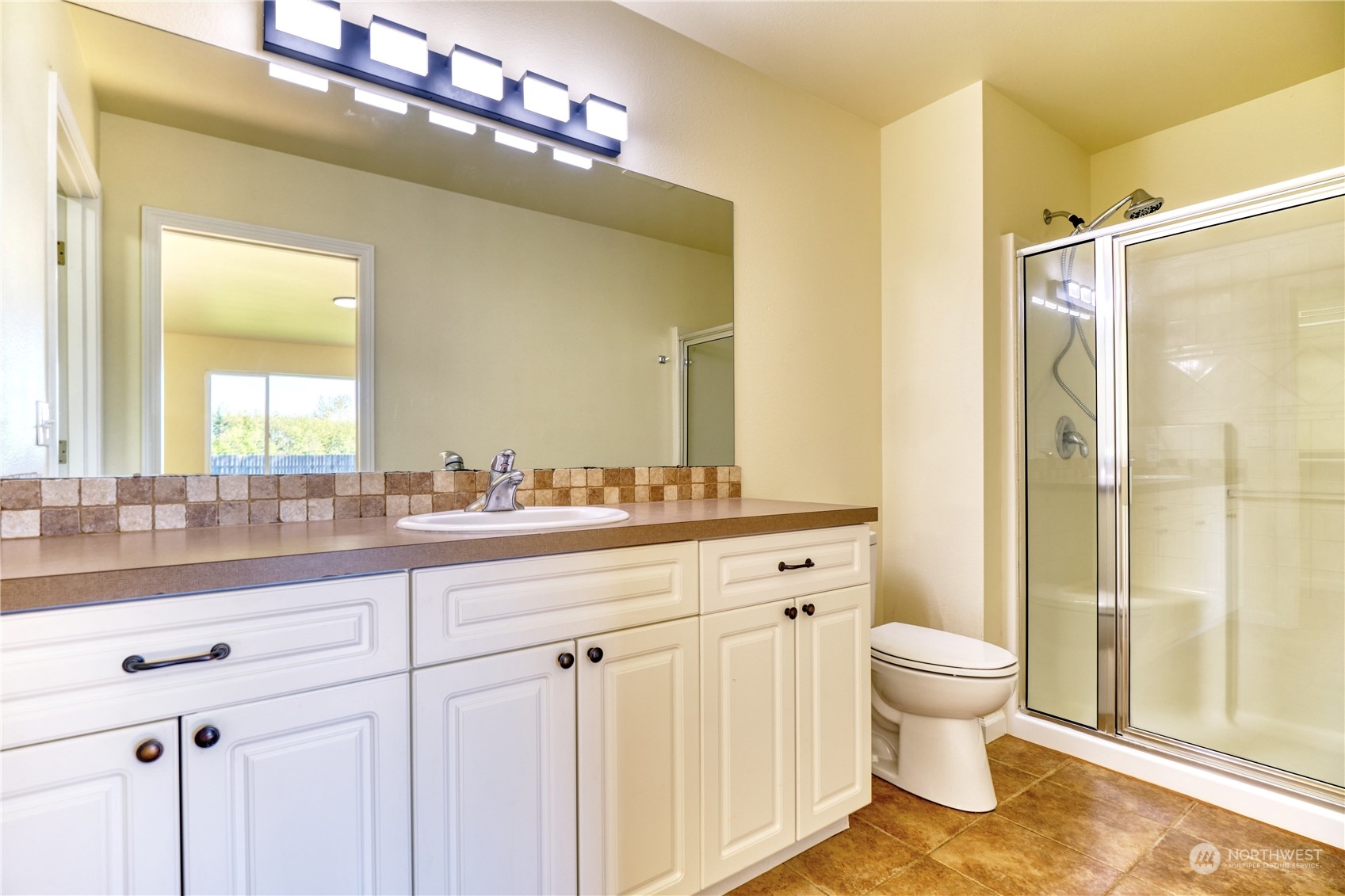 8381 Pheasant Drive Property Photo 17