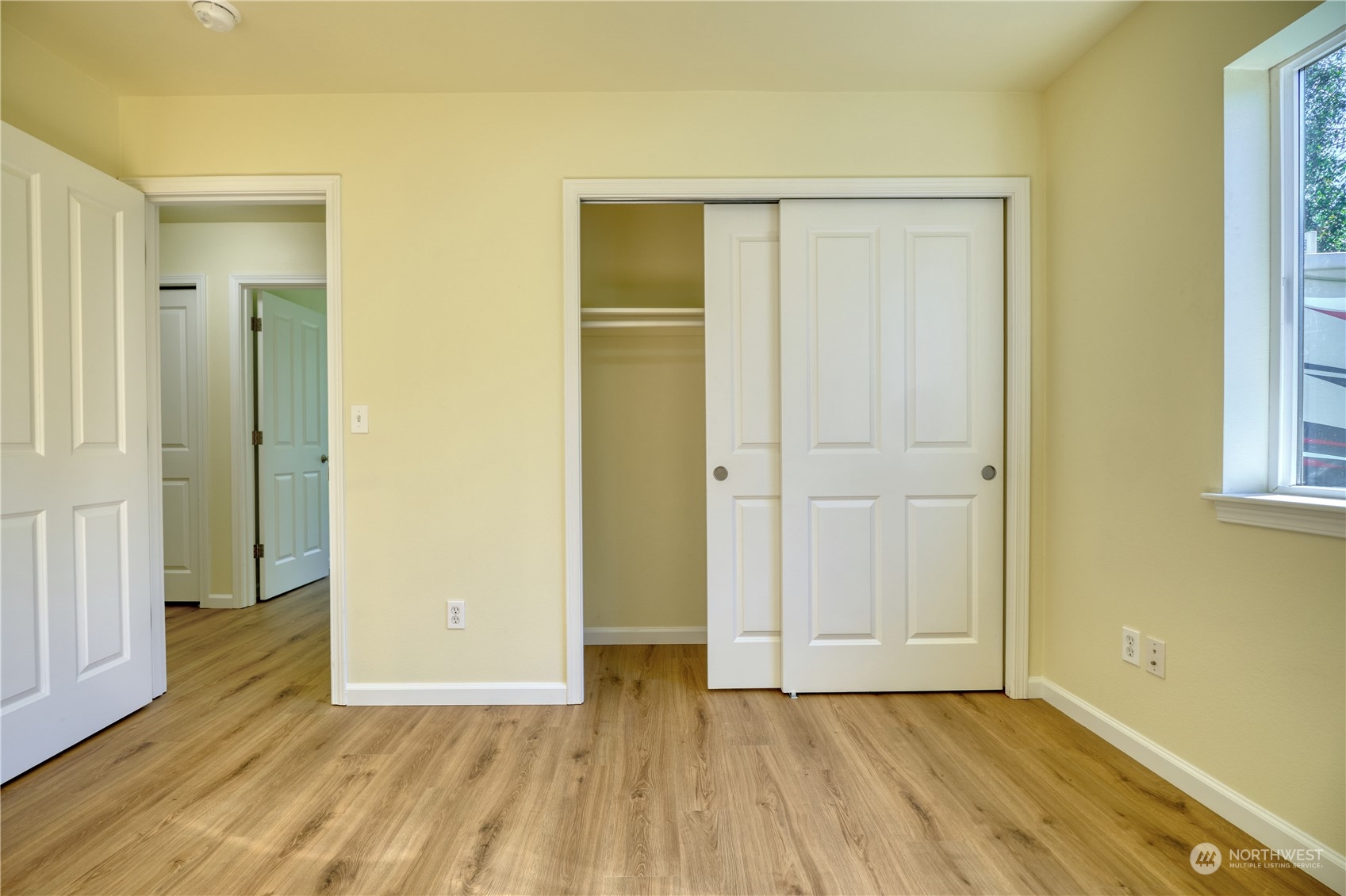 8381 Pheasant Drive Property Photo 20
