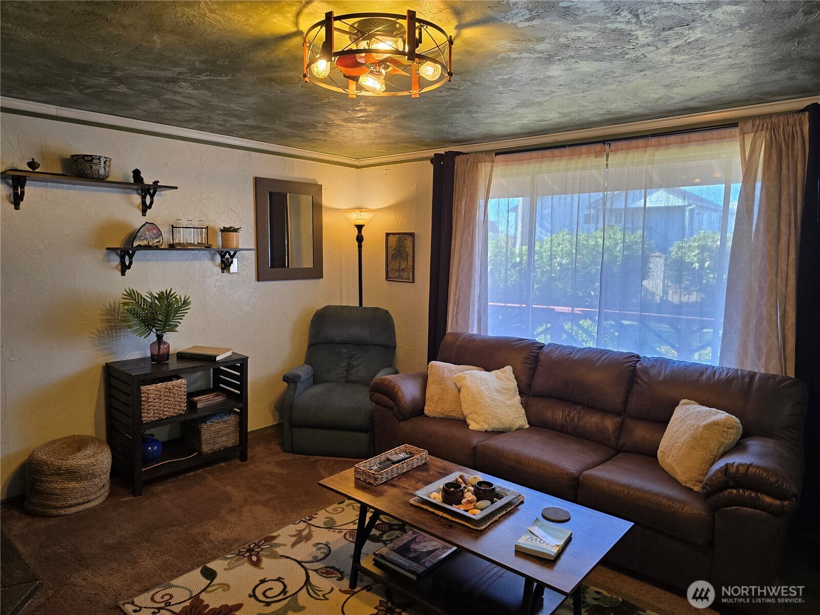 61 Salt Air Street Property Photo 3