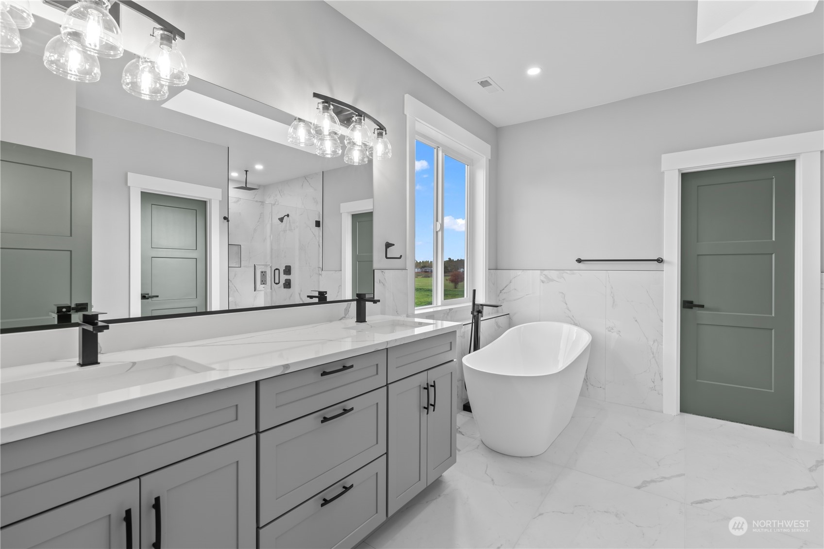 123 S Mcneeley Street Property Photo 17