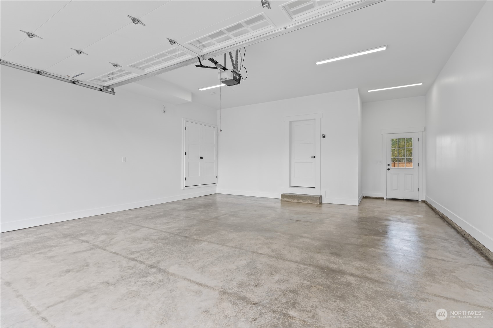 123 S Mcneeley Street Property Photo 29