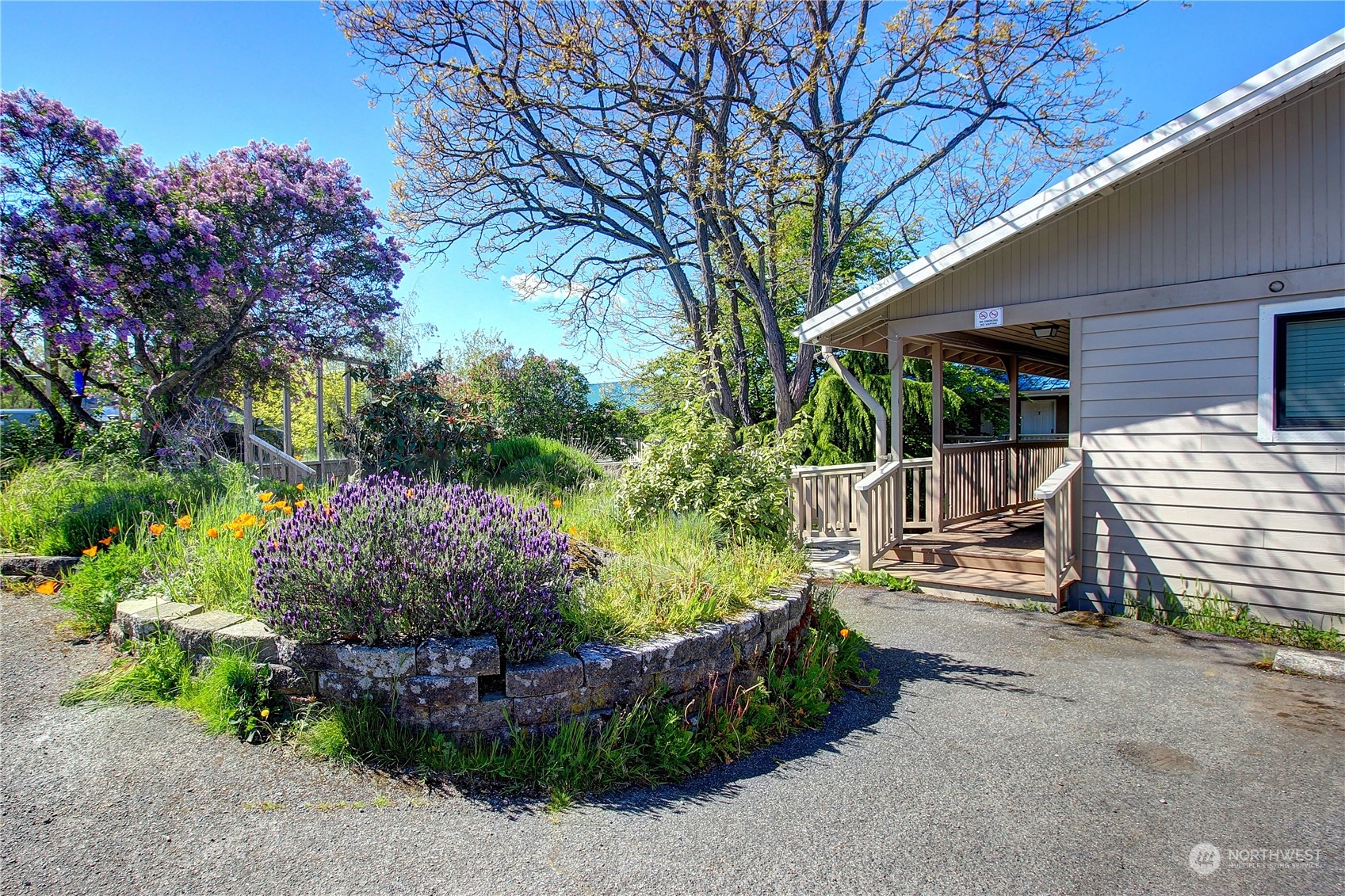 250 Tucker Avenue 9 Property Photo 2