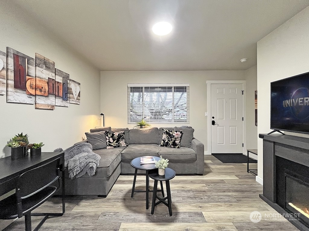250 Tucker Avenue 9 Property Photo 5