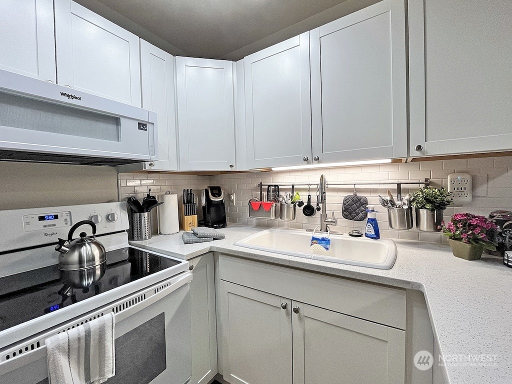 250 Tucker Avenue 9 Property Photo 14