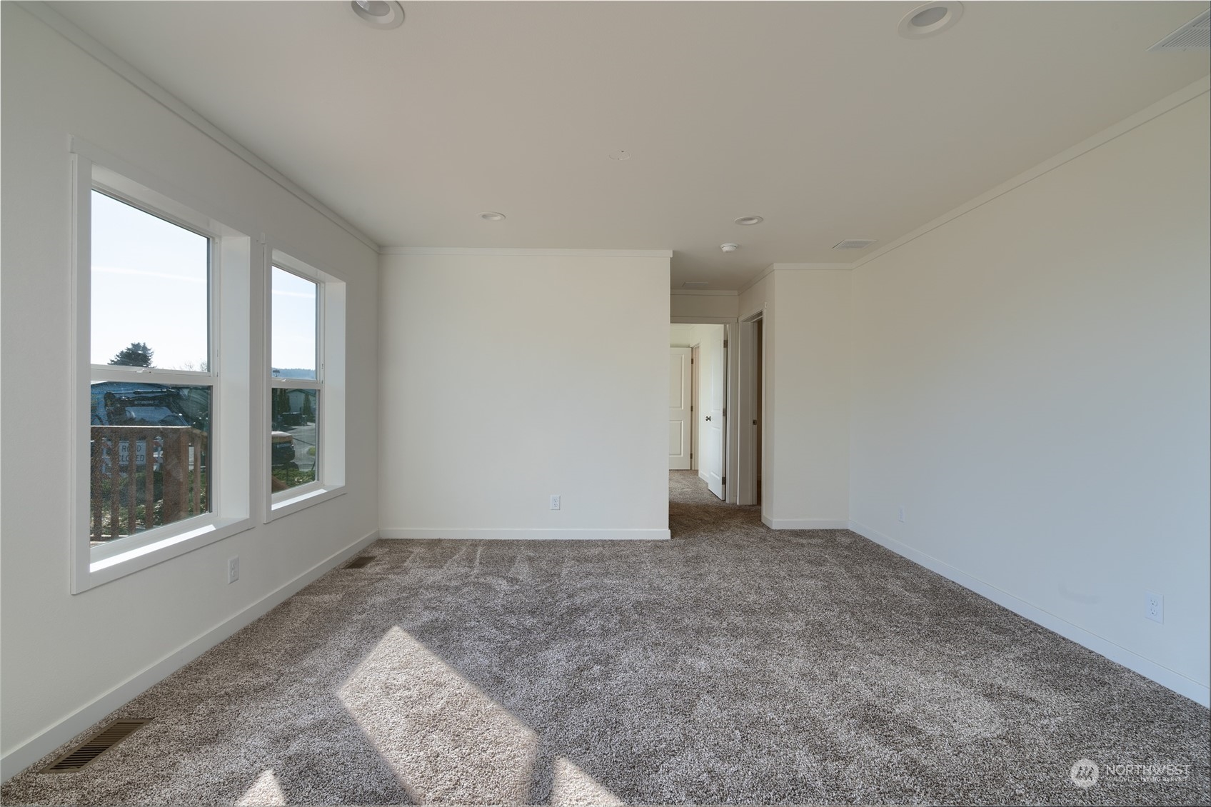 4604 Yorkshire Property Photo 6