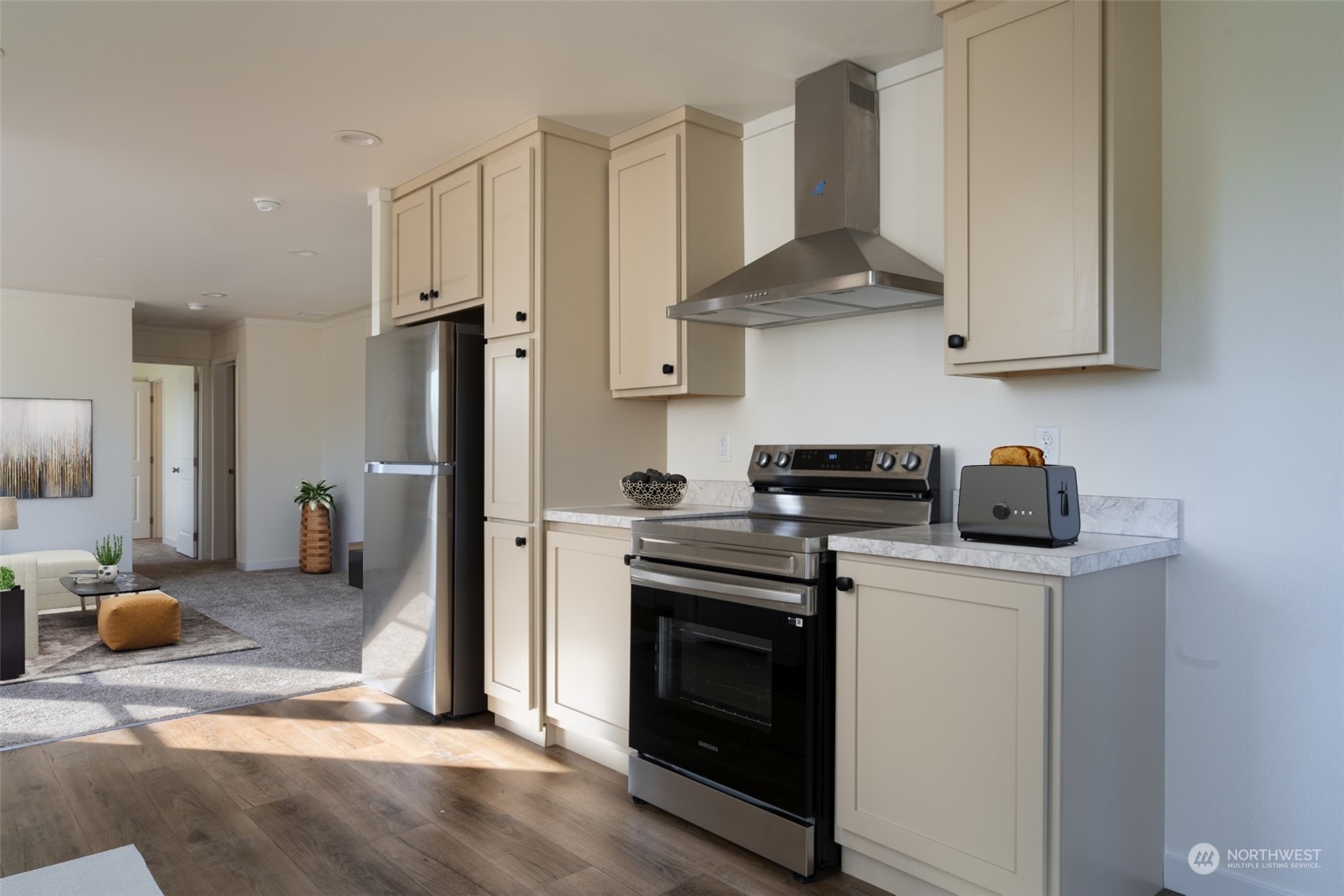 4604 Yorkshire Property Photo 14