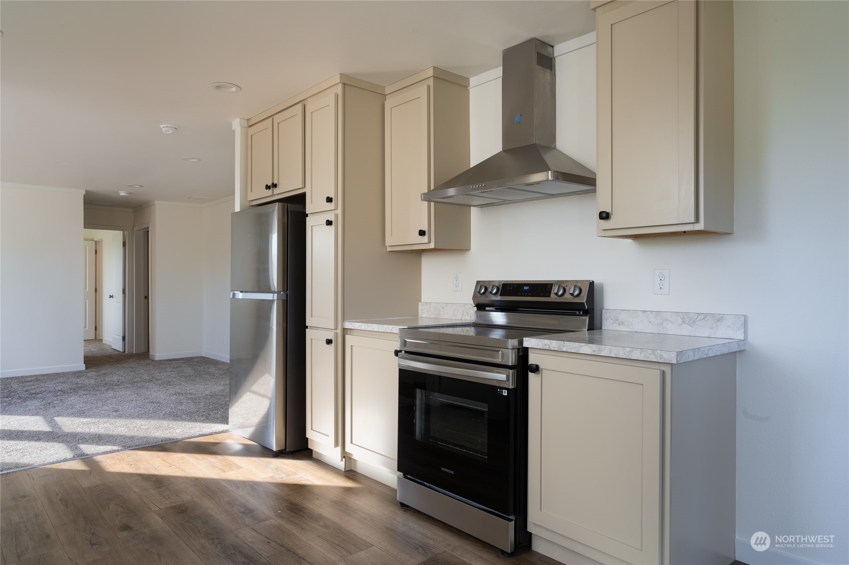 4604 Yorkshire Property Photo 15