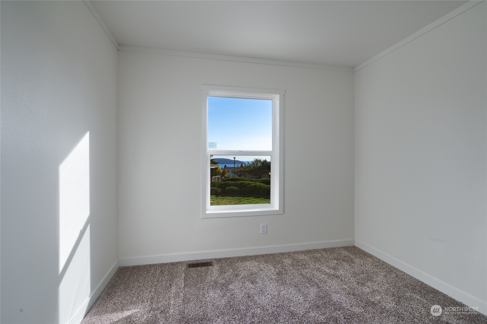 4604 Yorkshire Property Photo 25