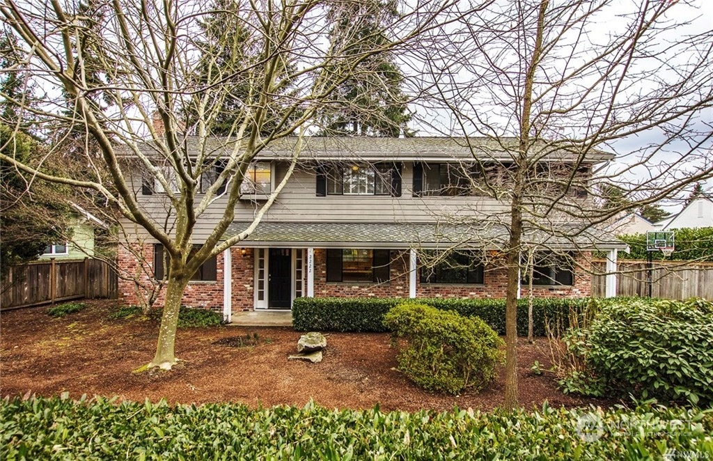 2222 Evergreen Point Road Property Photo