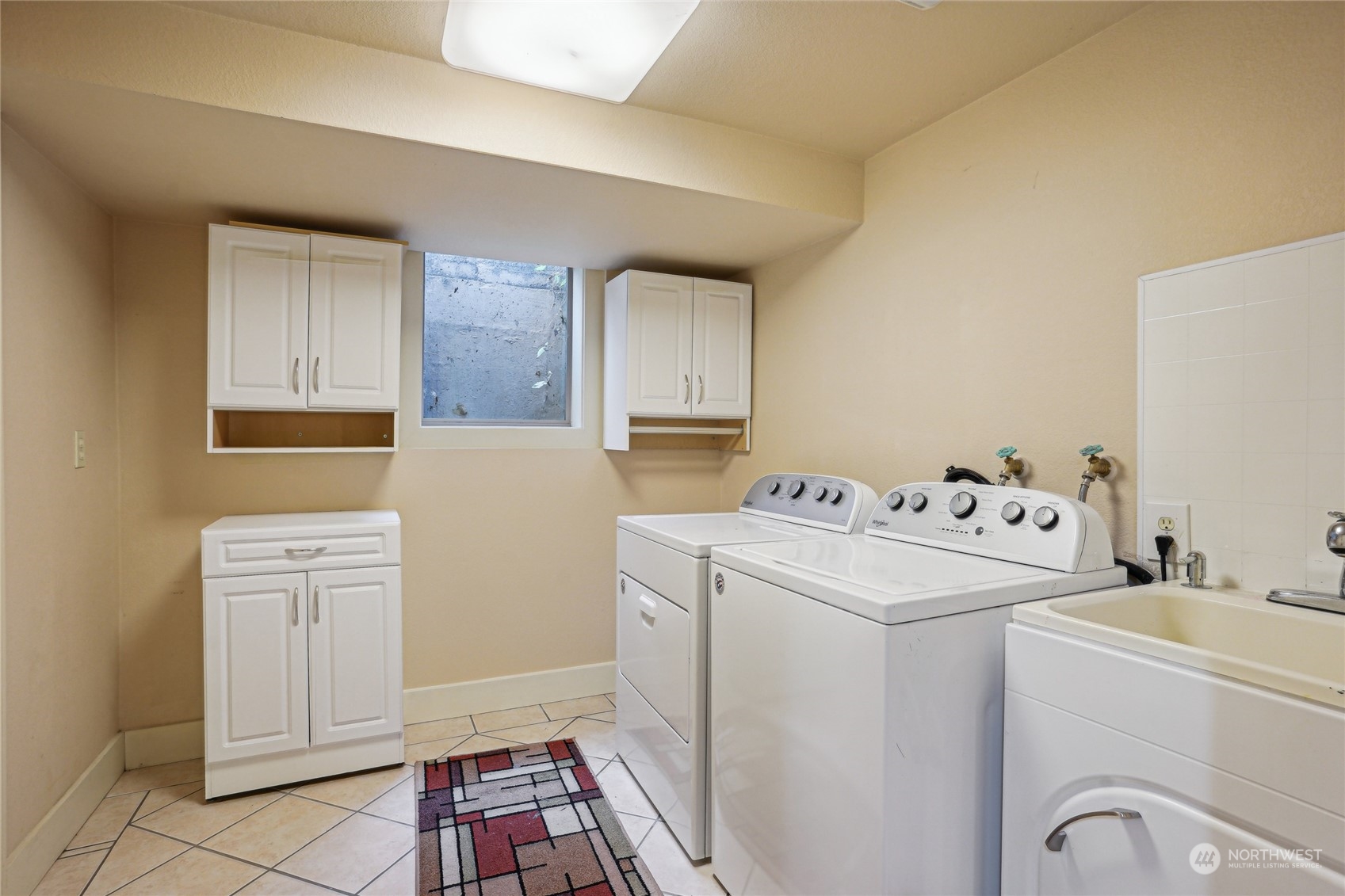 1321 N Heatherwood Property Photo 24