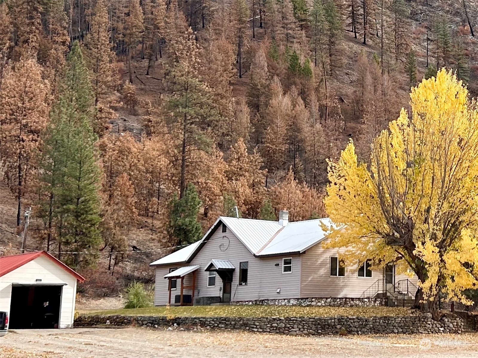 1410 E Sanpoil Road Property Photo
