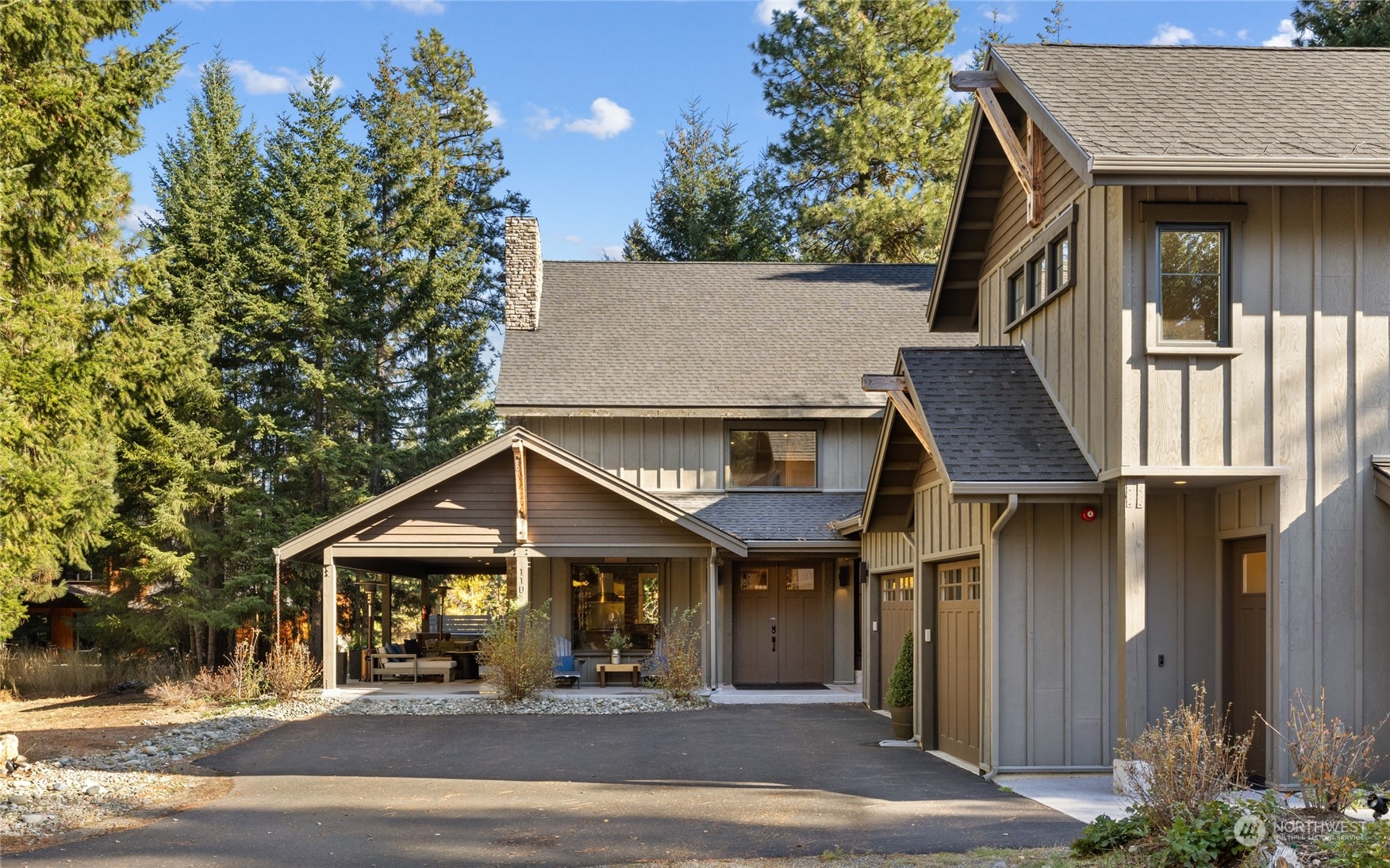 110 Spirea Court Property Photo 3
