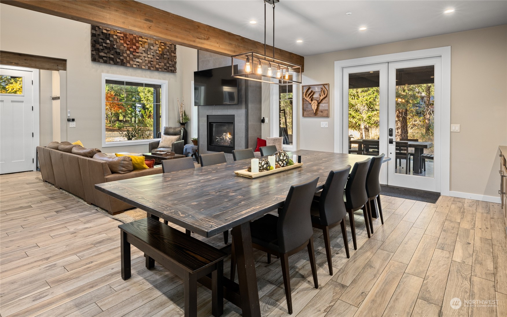 110 Spirea Court Property Photo 8