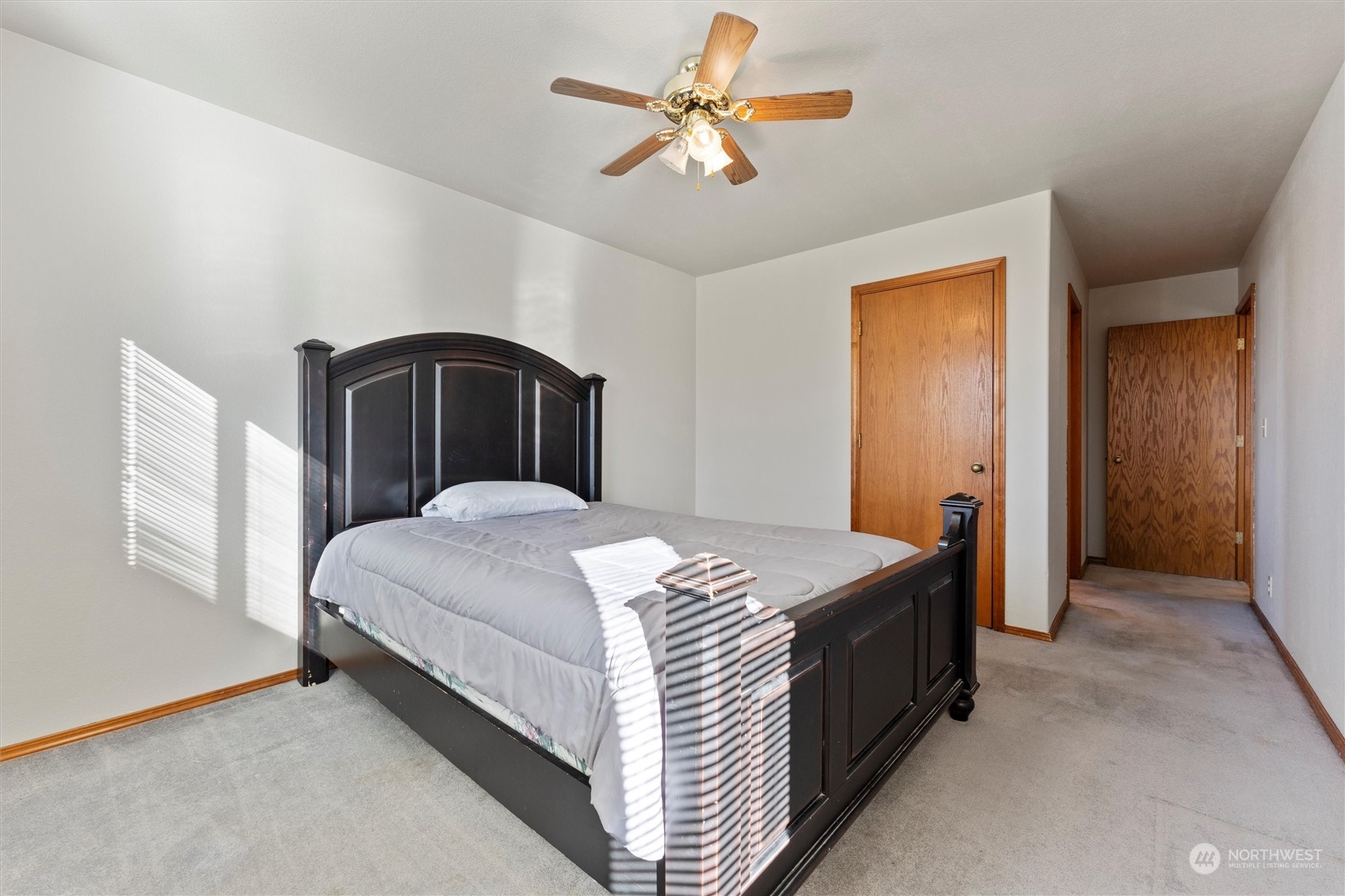 9371 Vernal Avenue Property Photo 17