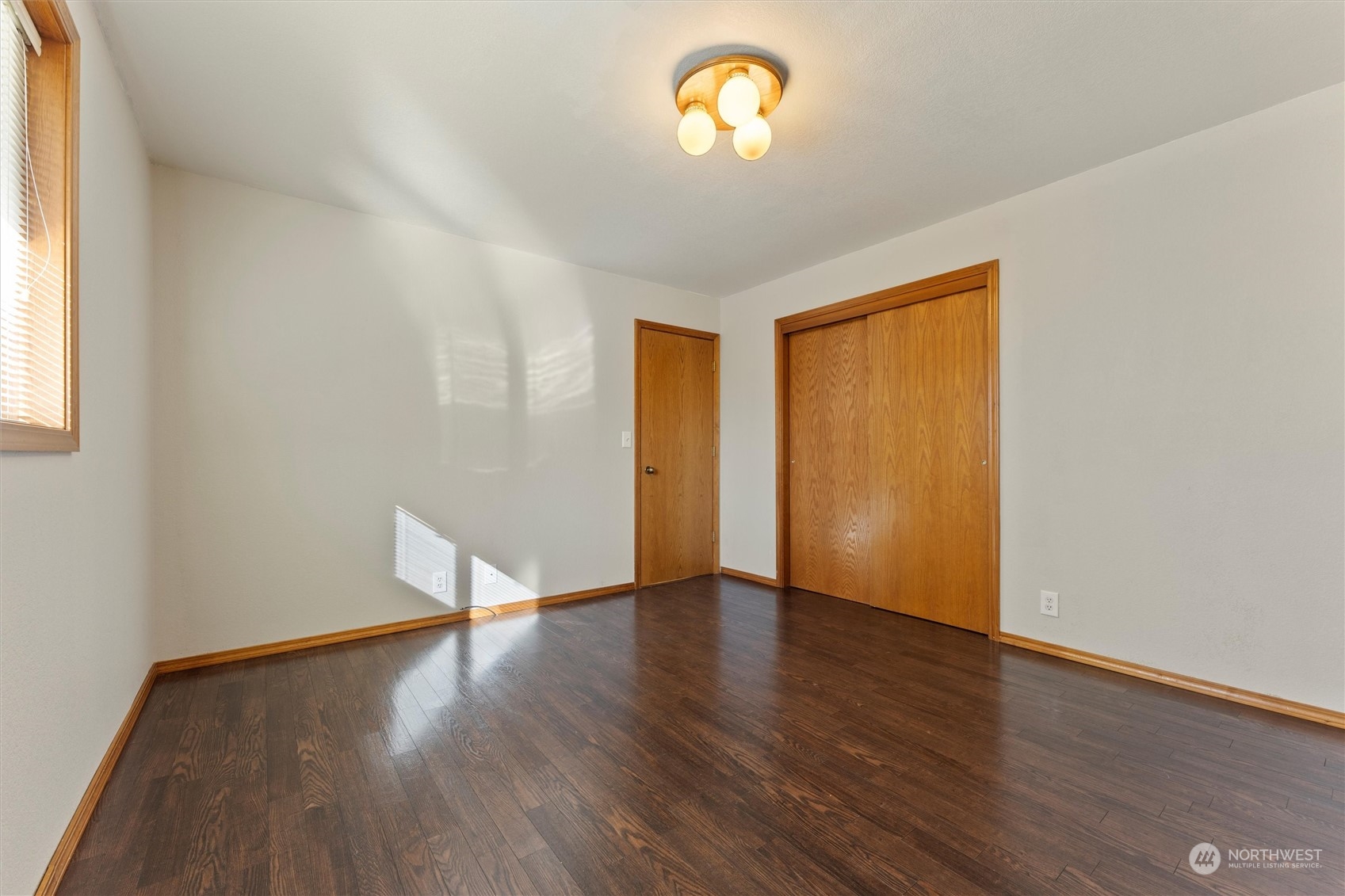 9371 Vernal Avenue Property Photo 22