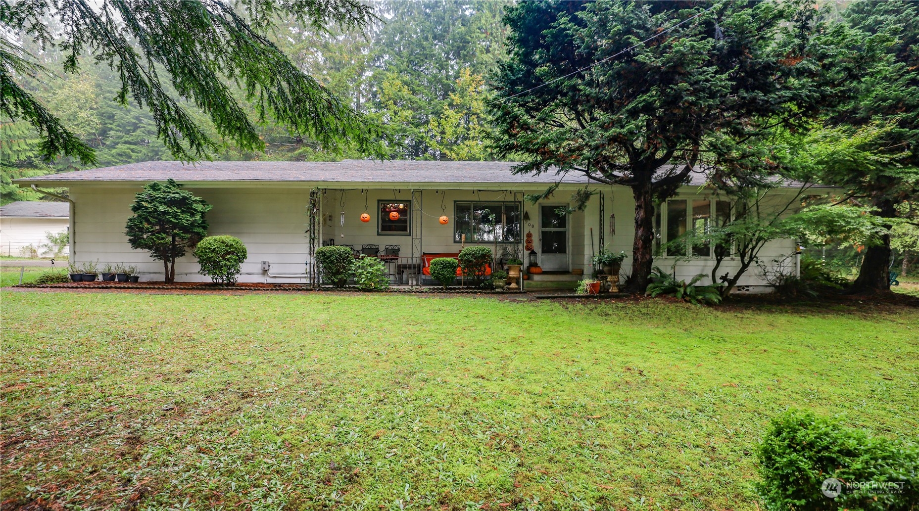 908 W Broadway Avenue Property Photo