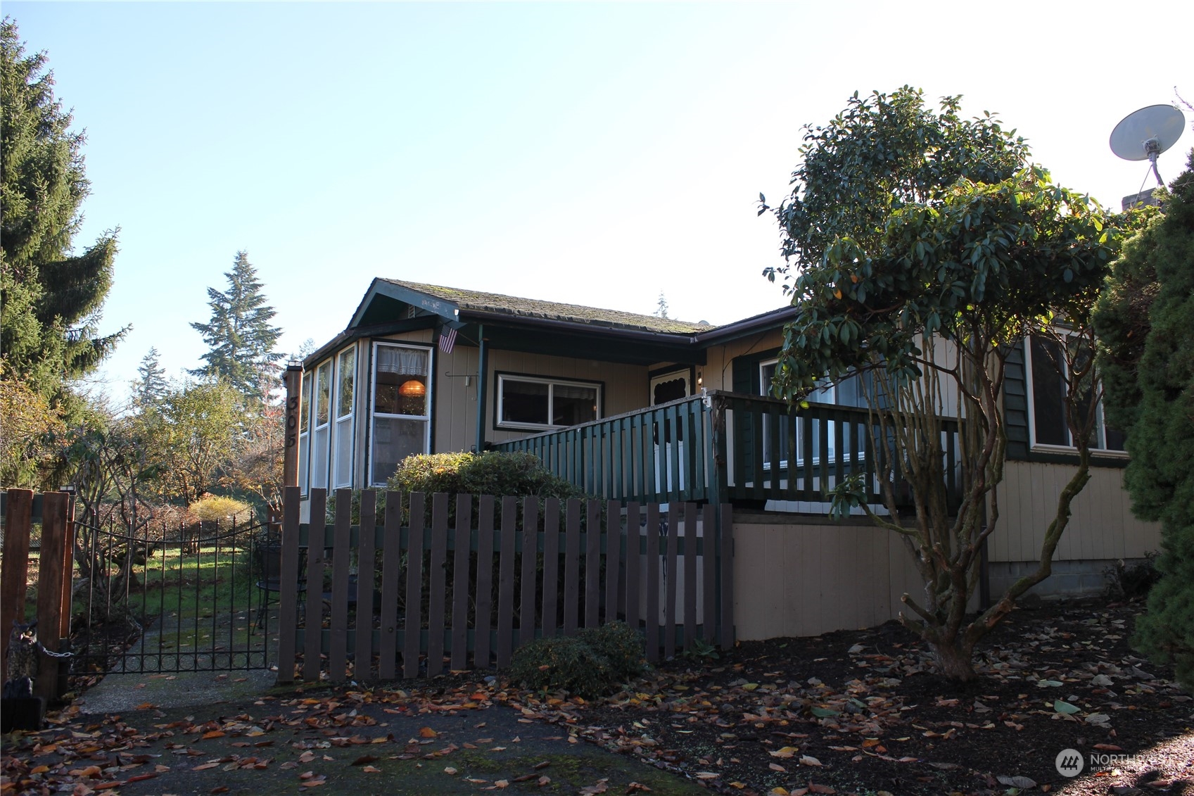 305 Penning Road Property Photo