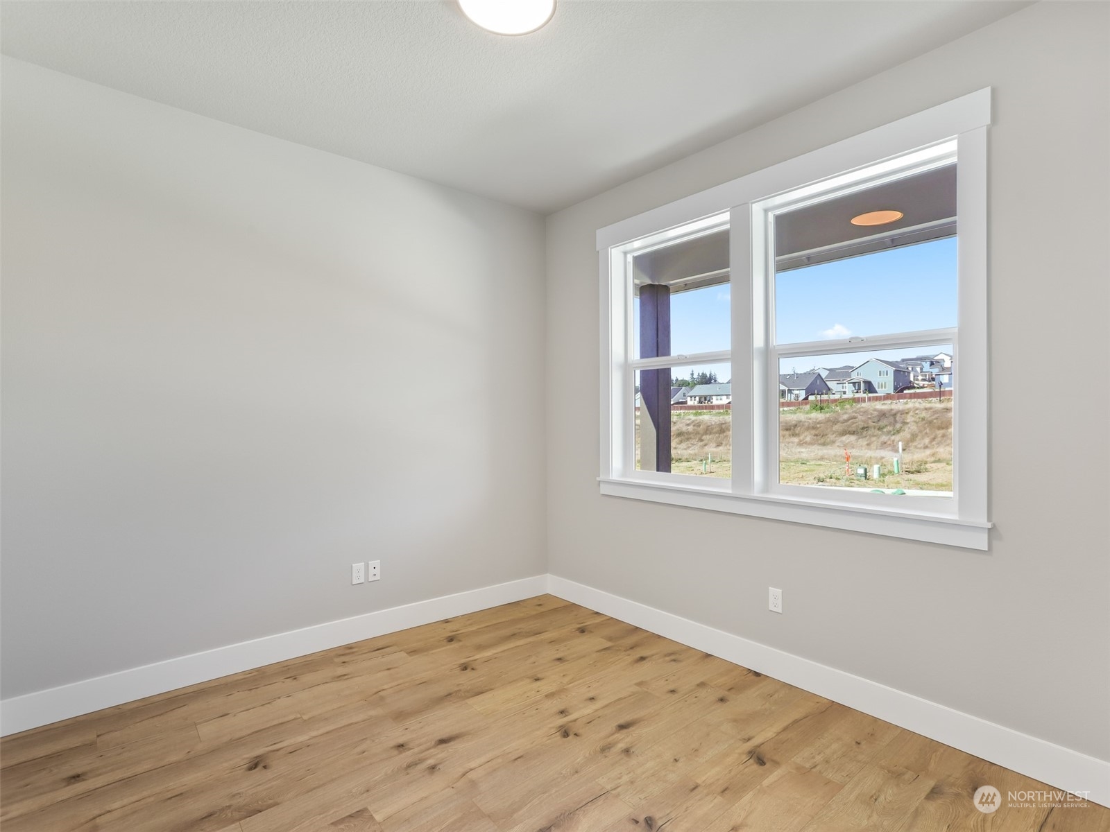 2214 E Badger Way Property Photo 6