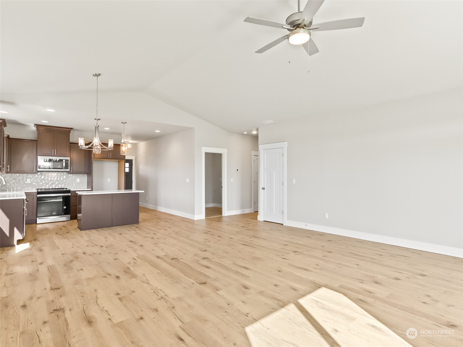 2214 E Badger Way Property Photo 17