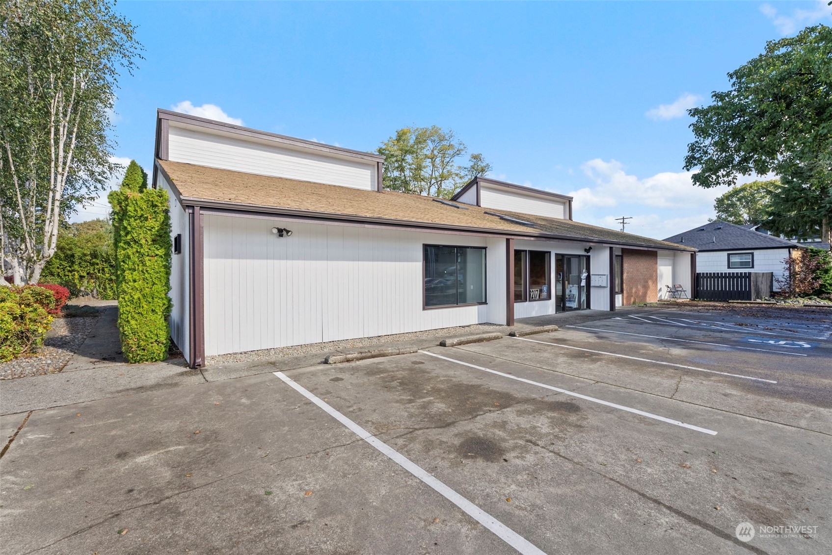 1217 Mellen Street Property Photo 2
