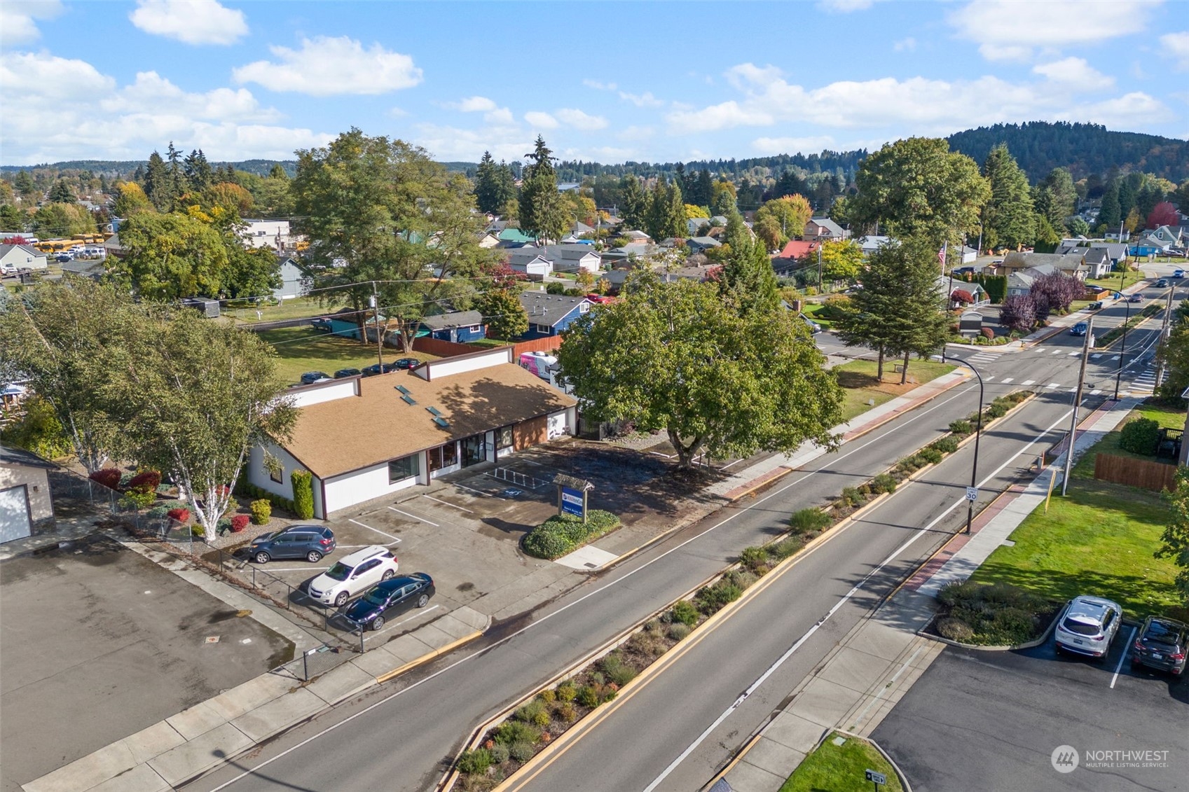 1217 Mellen Street Property Photo 4