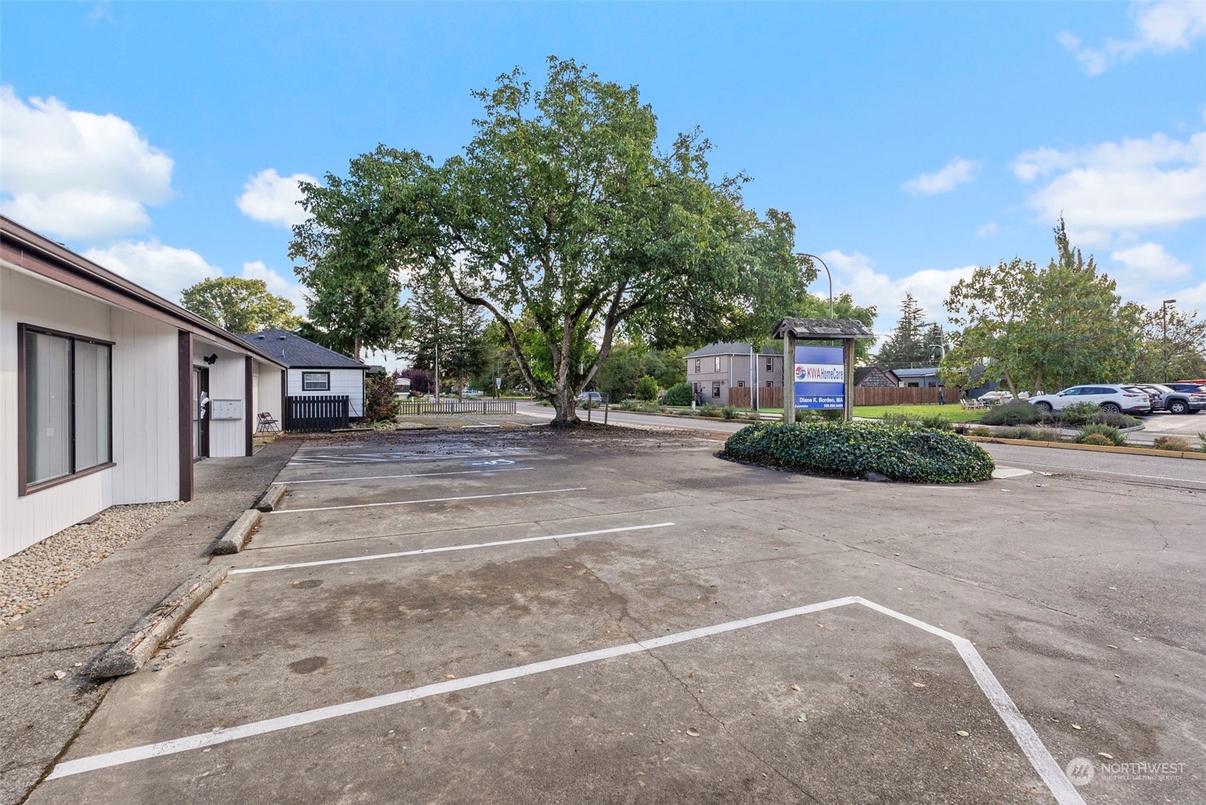 1217 Mellen Street Property Photo 9