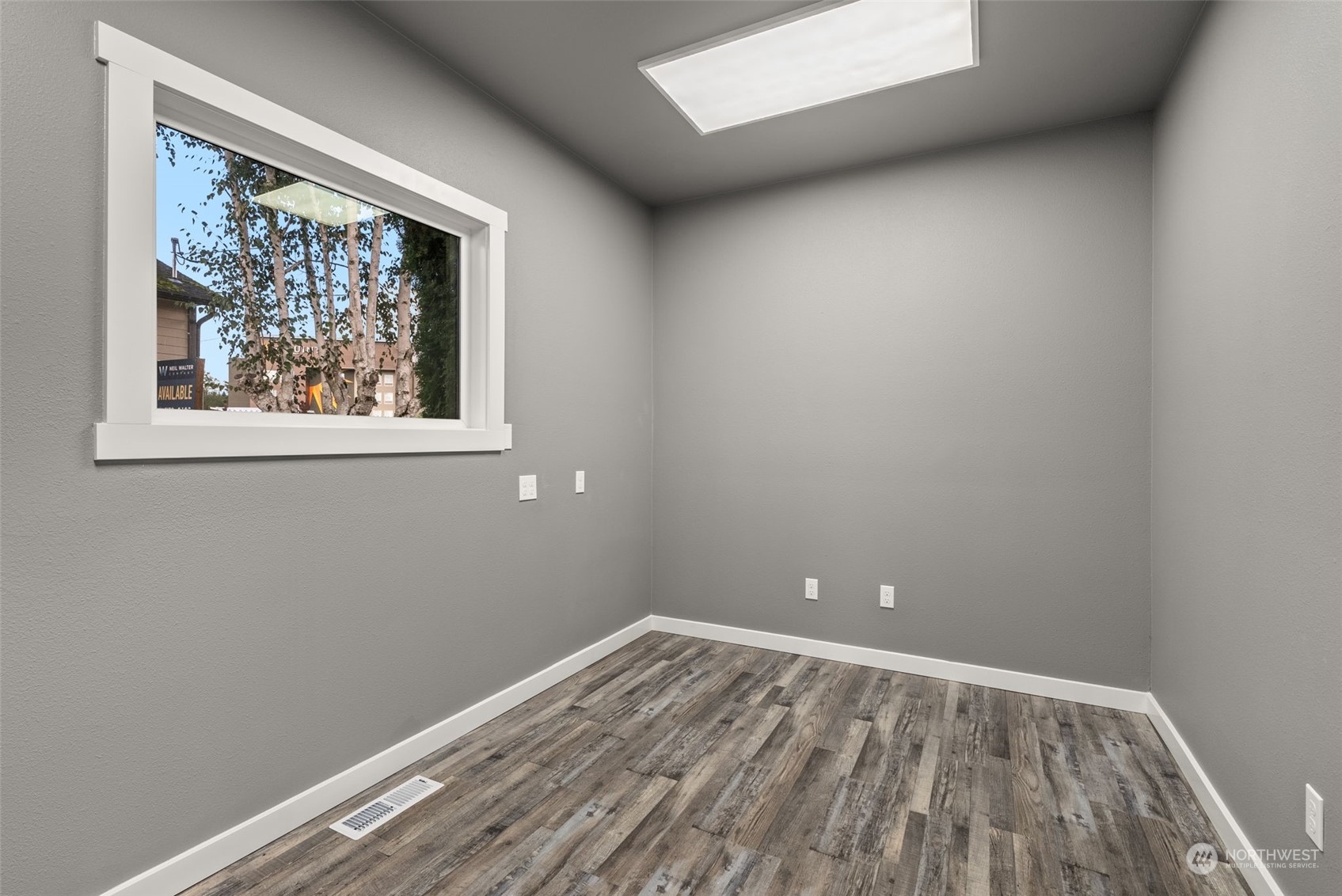 1217 Mellen Street Property Photo 18