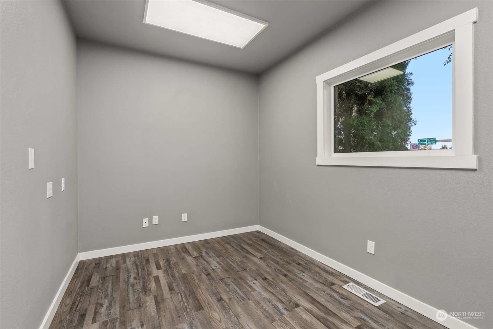 1217 Mellen Street Property Photo 20